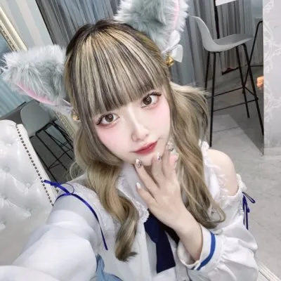 白玉つきみ