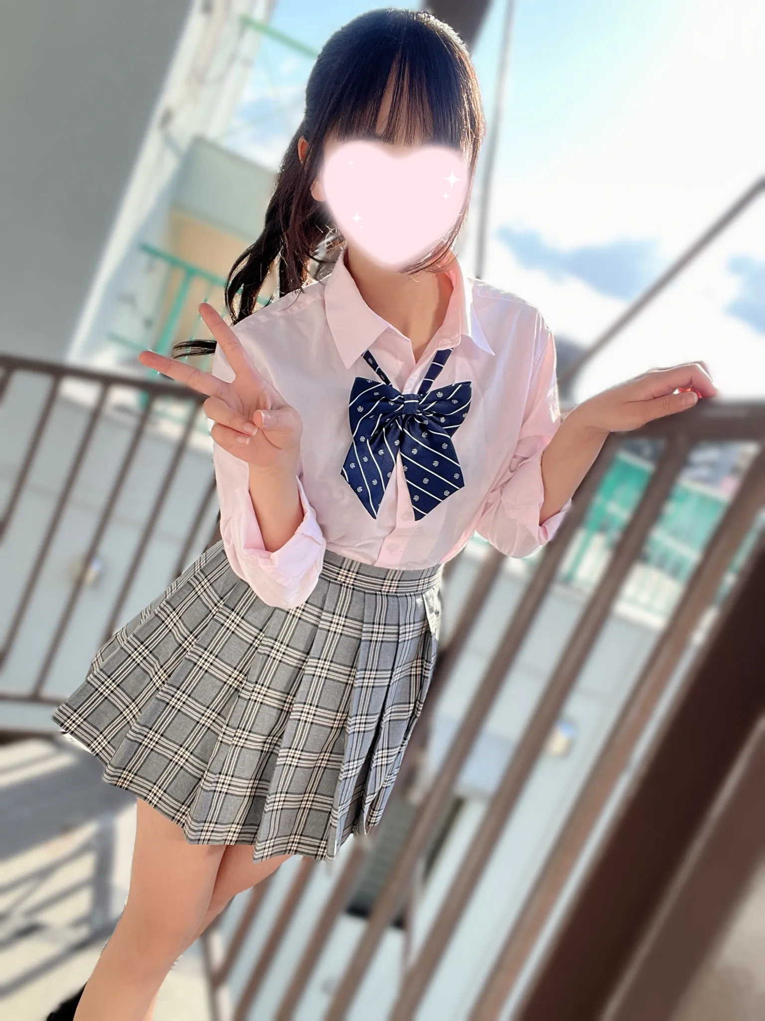 めろ