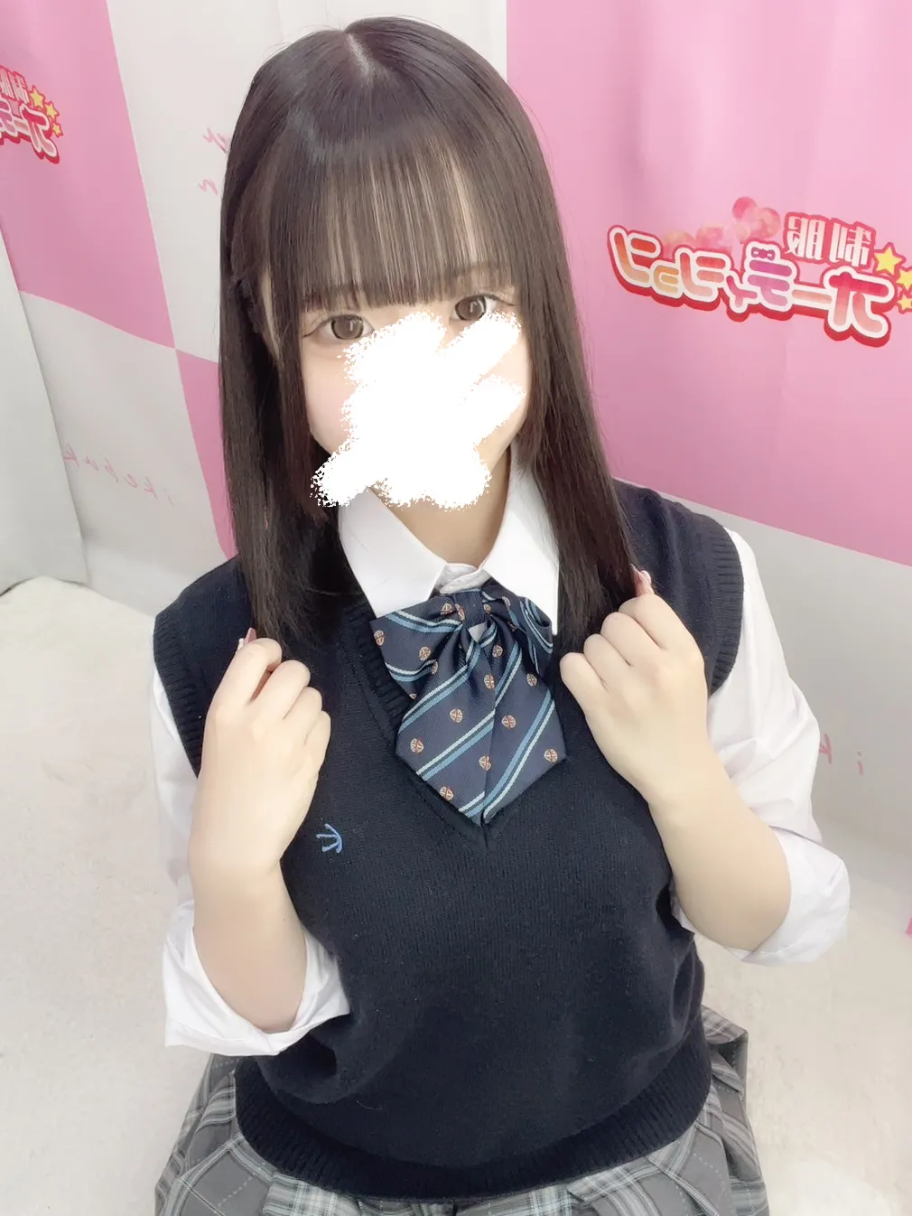 きぃ