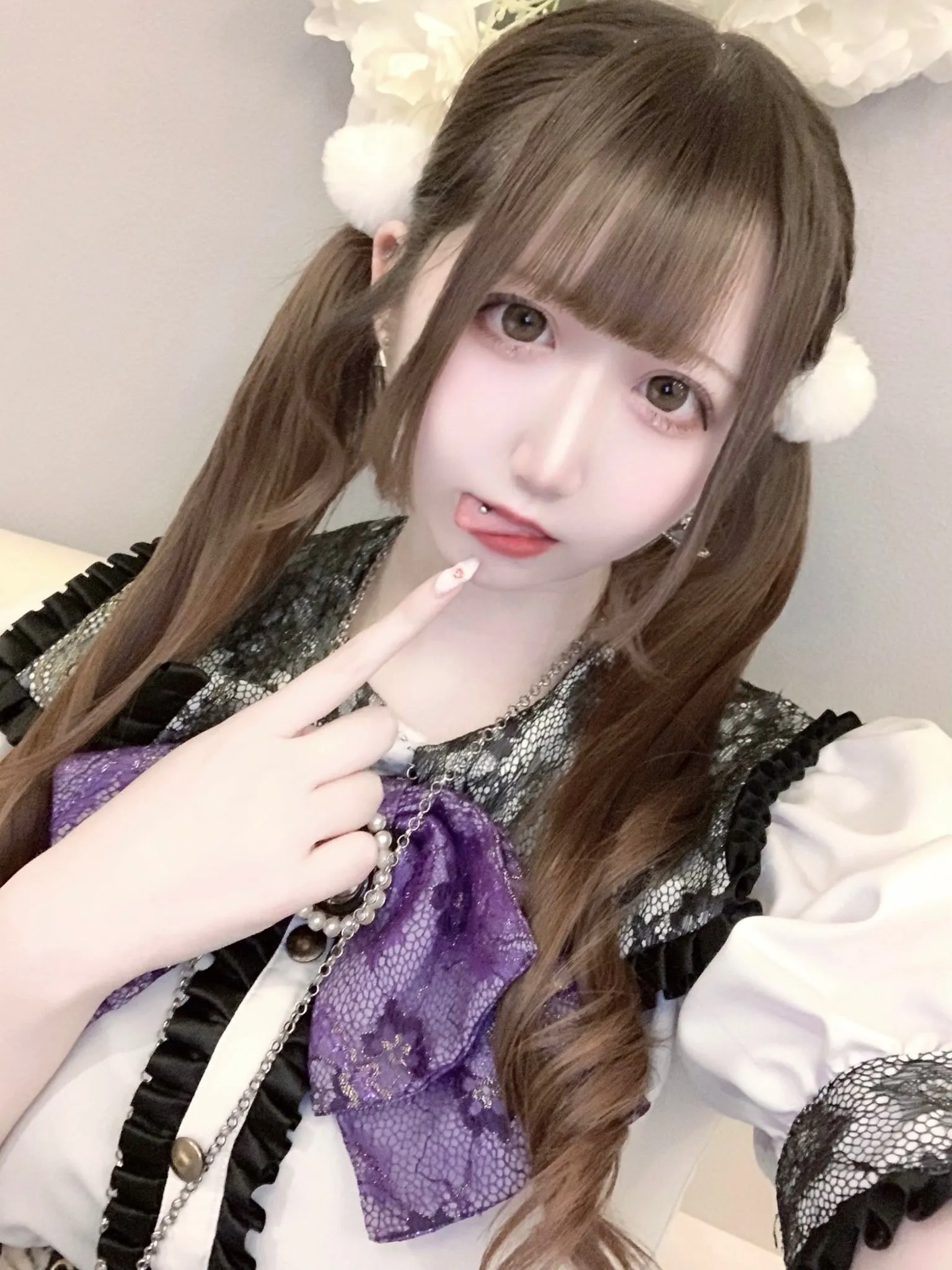 ろい