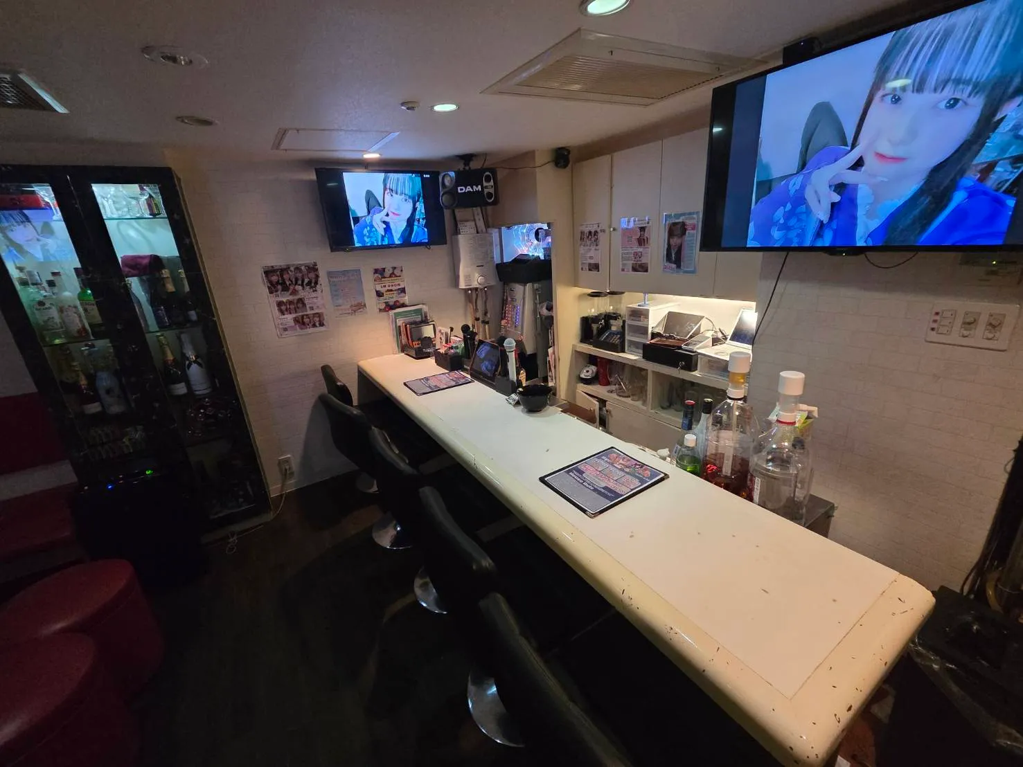 ろまんてぃあ 店内画像 1