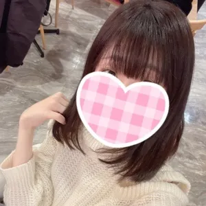 神村ひなの