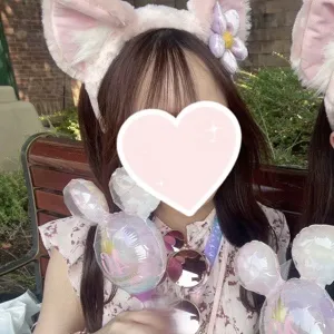 須田ゆらら