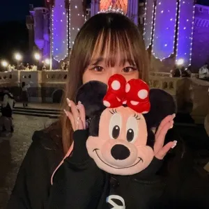 結城まゆ