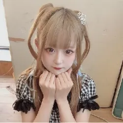 るこら