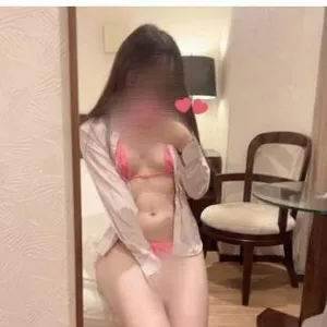 大屋なぎさ