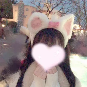大沢かれん