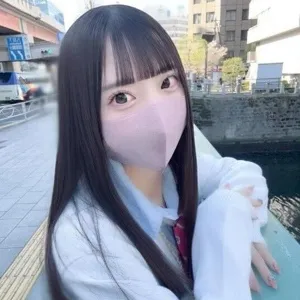 葉月れいな