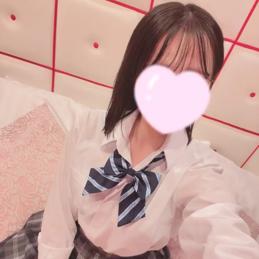 はな『清楚女優を彷彿スレンダー巨乳美女』