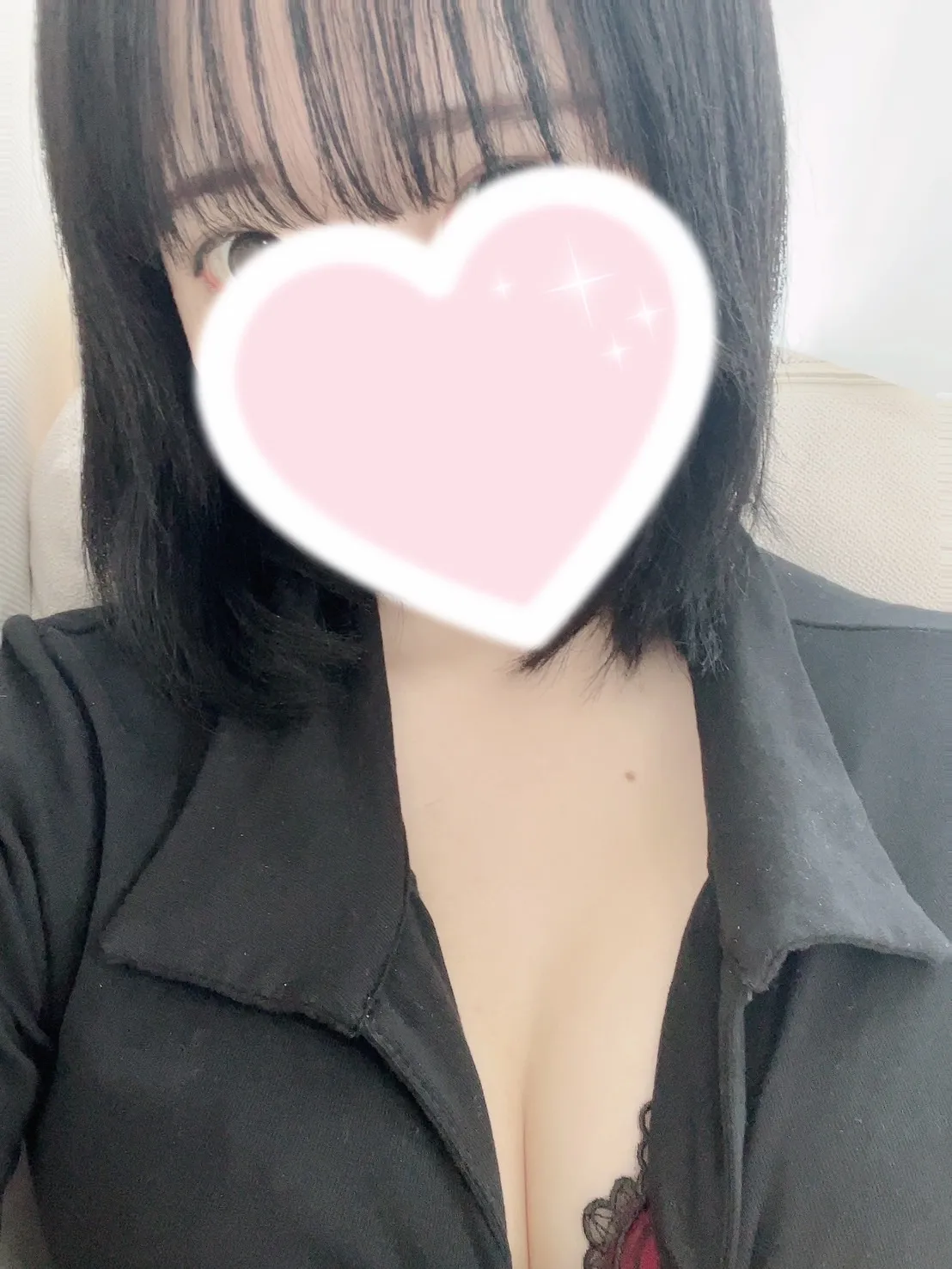 らむね『おっとり美肌♪好奇心旺盛な清楚系美少女』