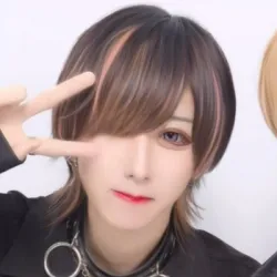 小鳥遊 柊