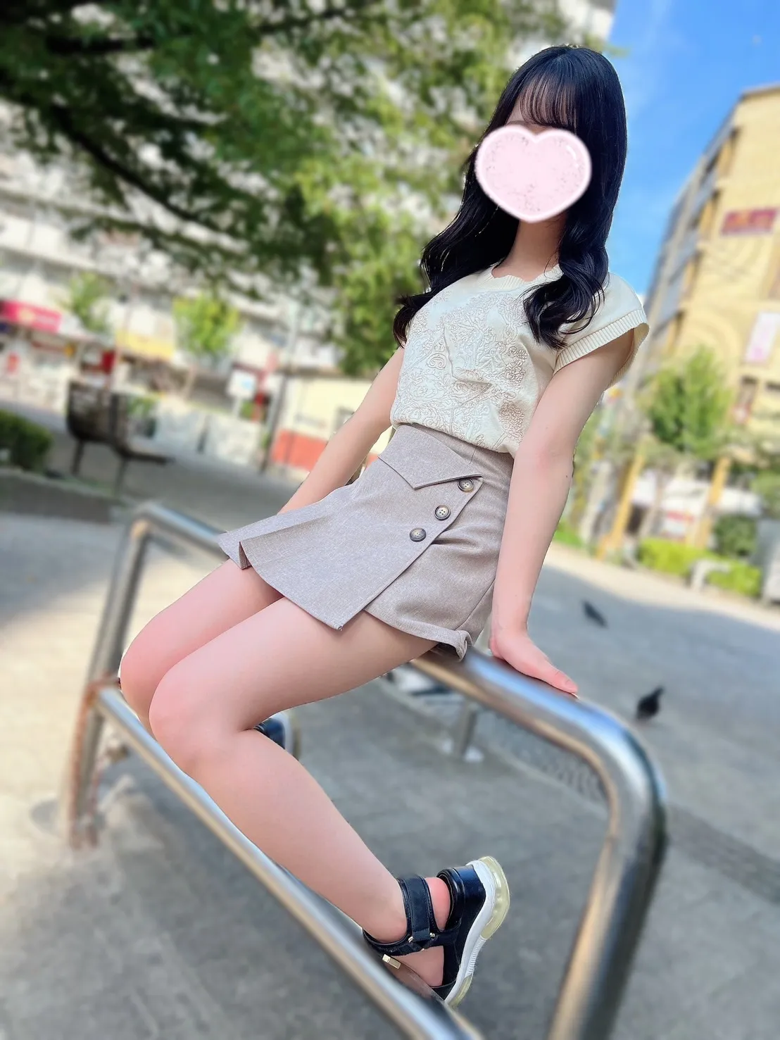 せりな『未経験の女神・小さい身体と可愛い特化の最強癒し系』
