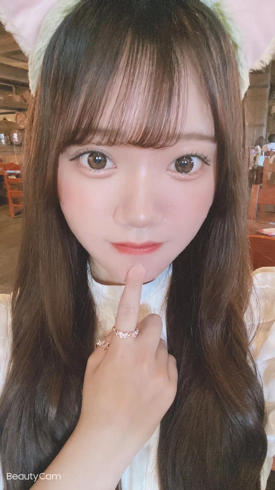 ゆりな