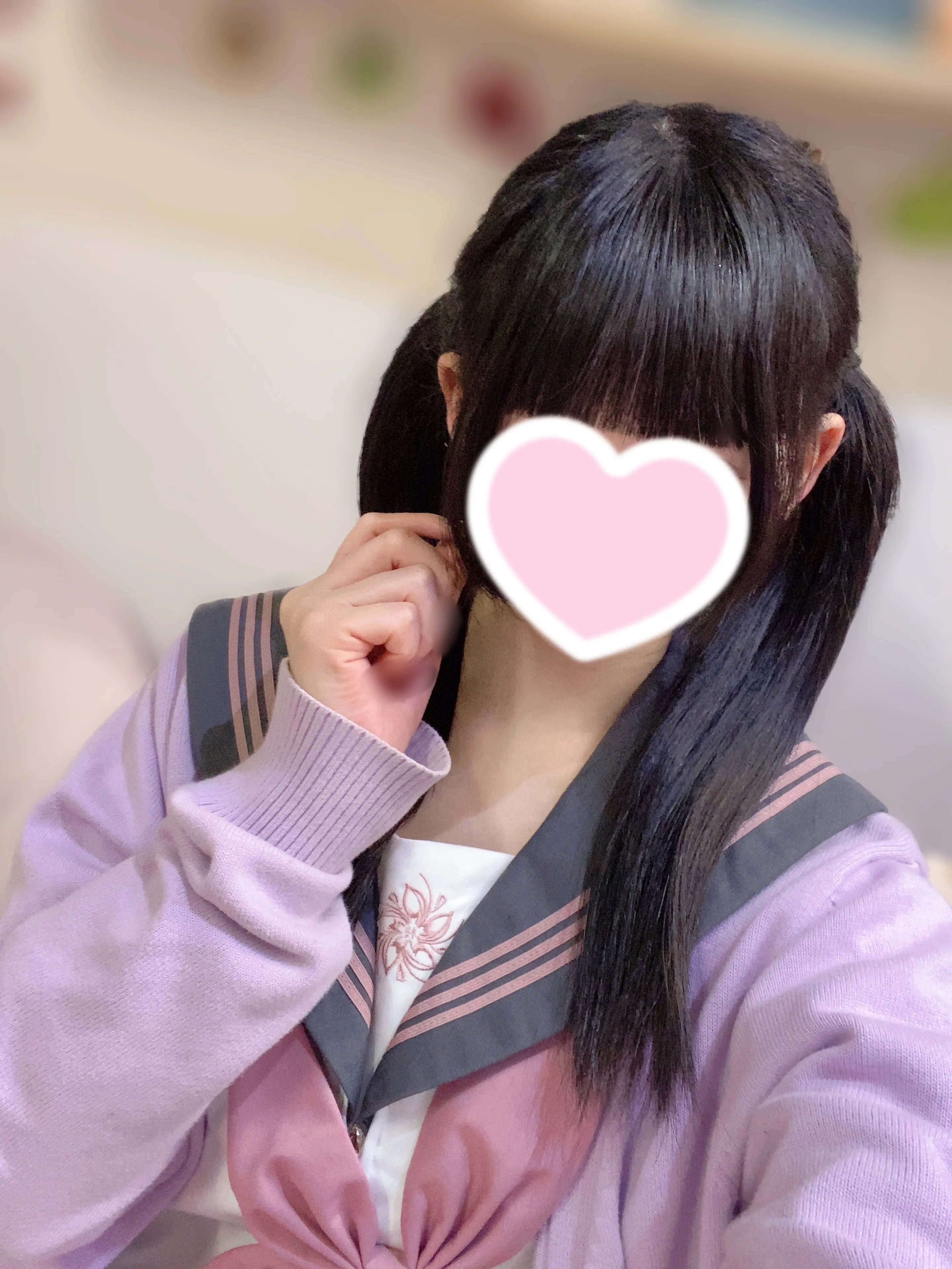 前髪切りすぎた🥲