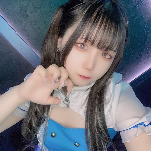 にこ