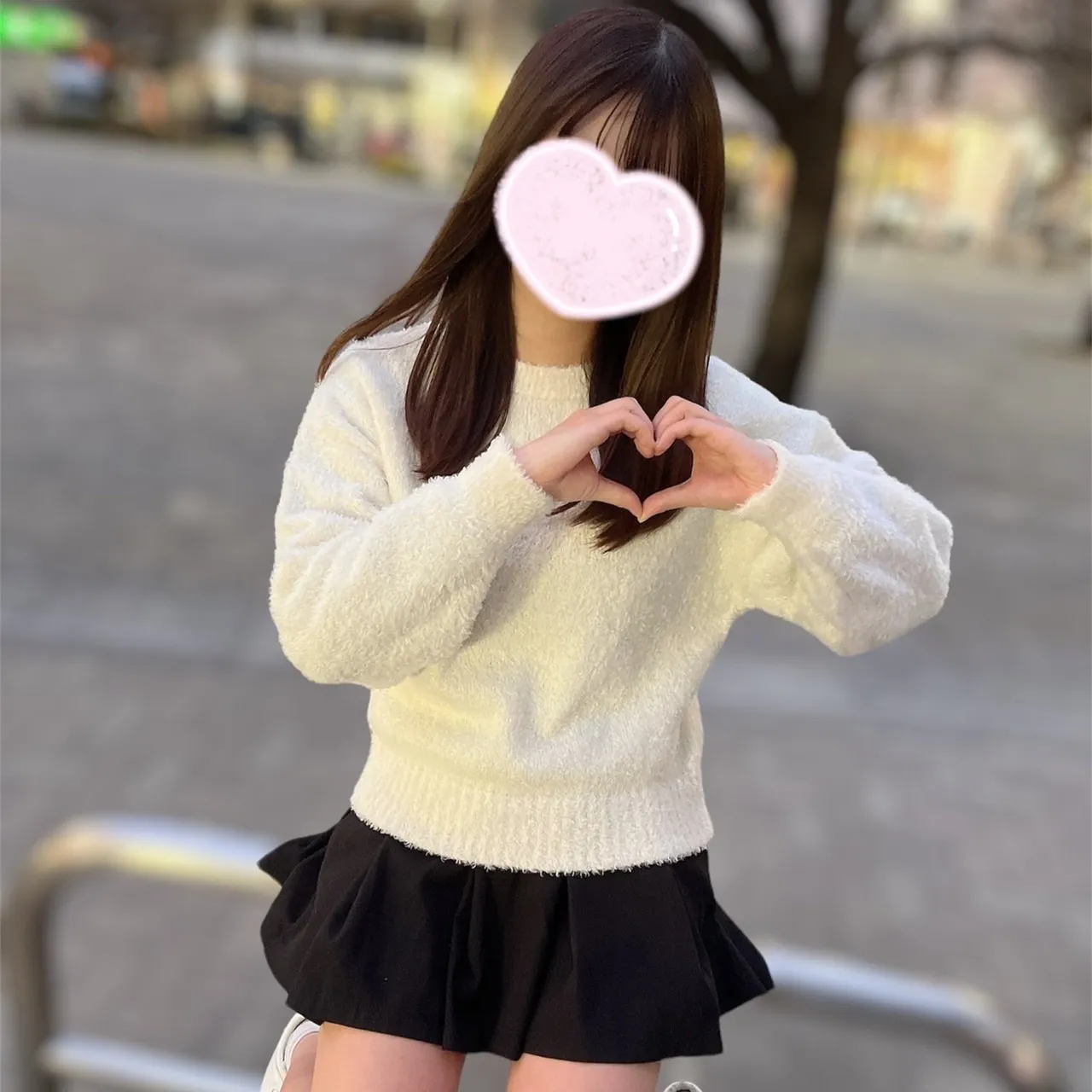 ももな『最強オアシス系清楚美少女』
