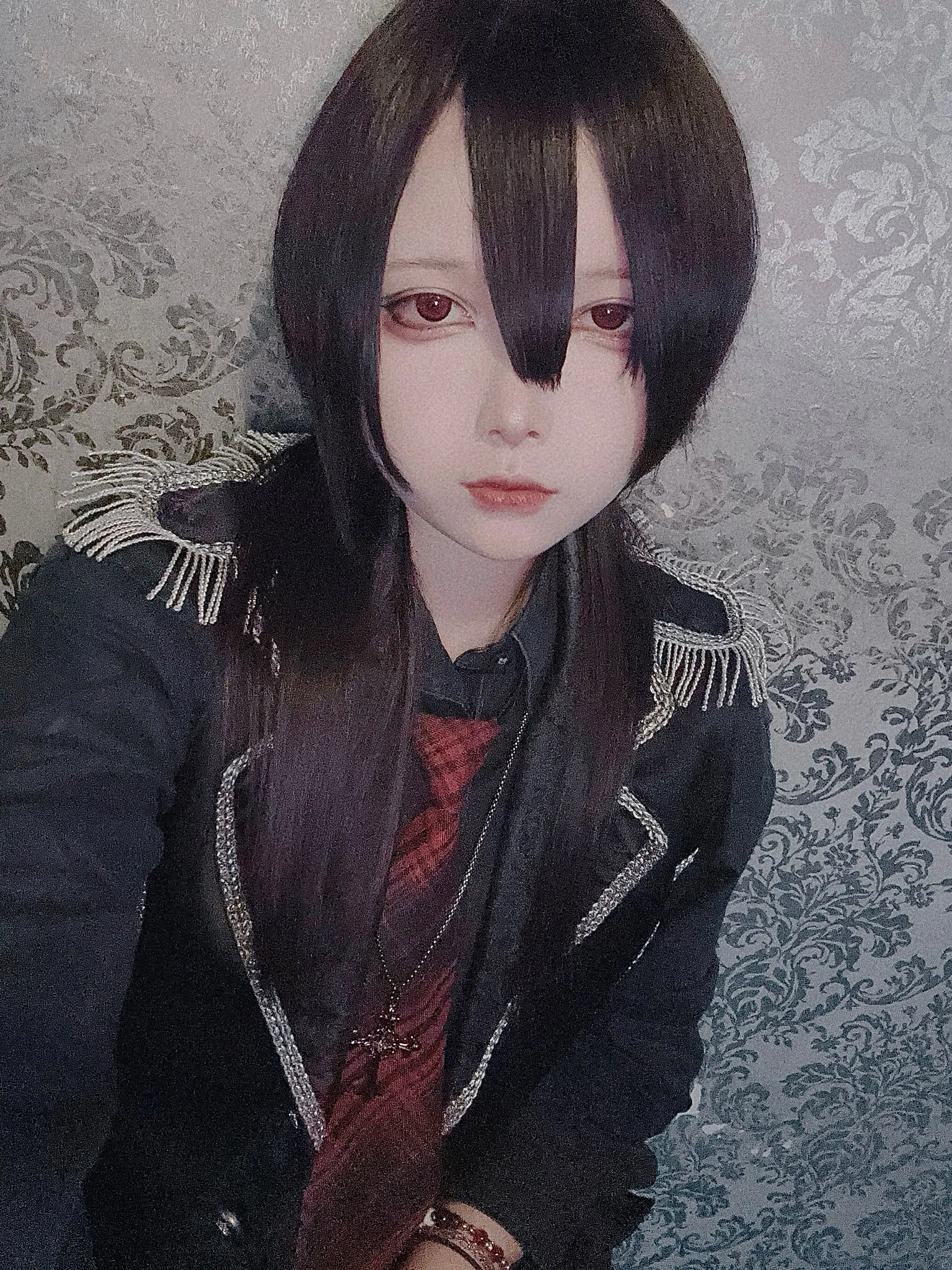 赫