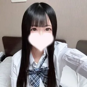 初音なる