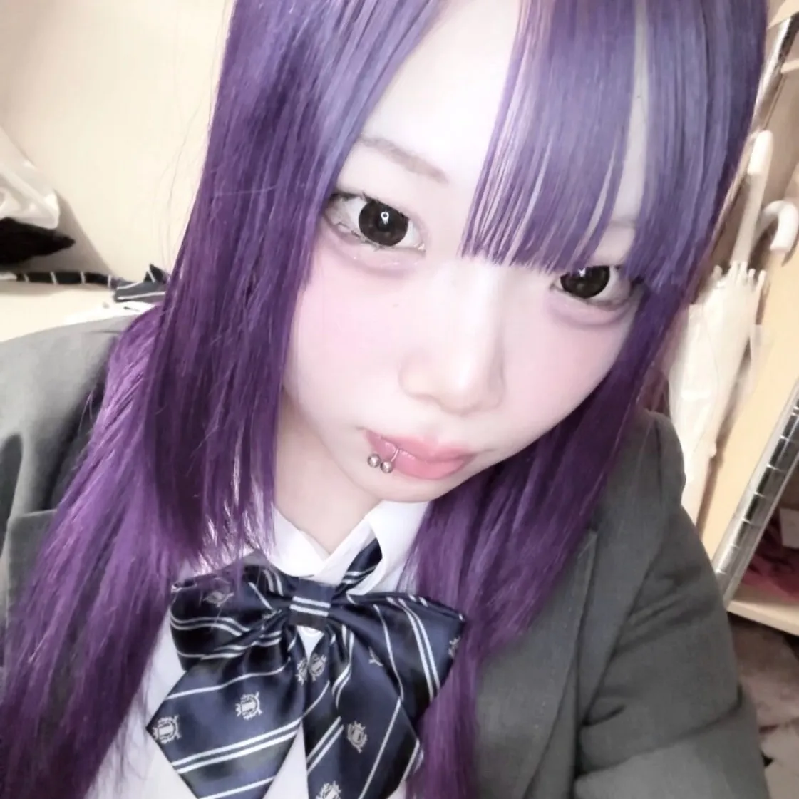 紫月らる