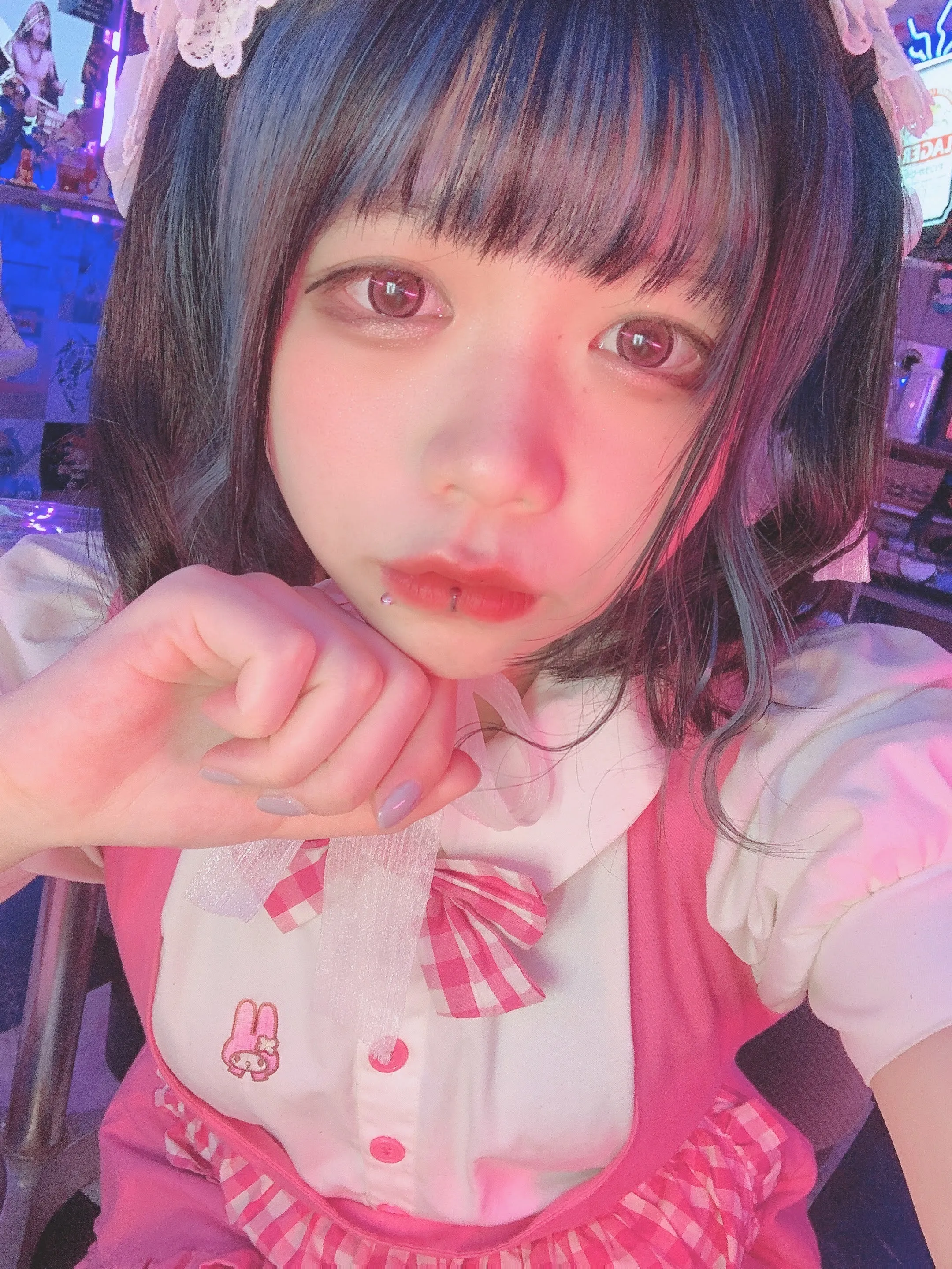 てぃな