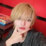 めろ
