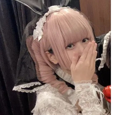 よめい