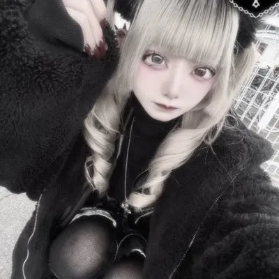 めろ