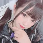 白石ひな