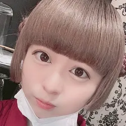 くれあ
