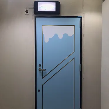 Image title