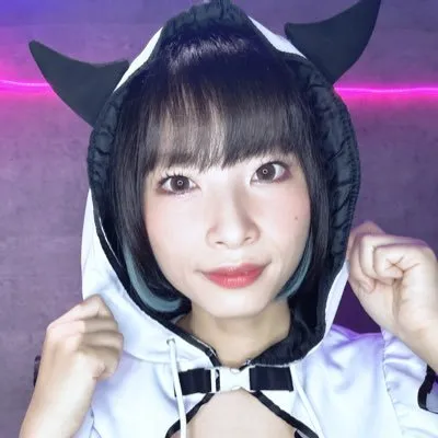 リナ