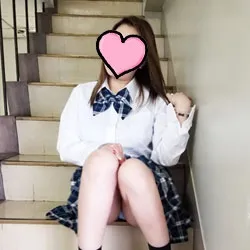 みいな