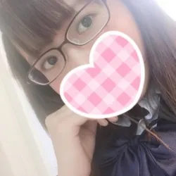みお(19、152㎝、ロリ)