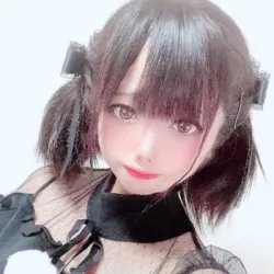 黒崎あかり店長